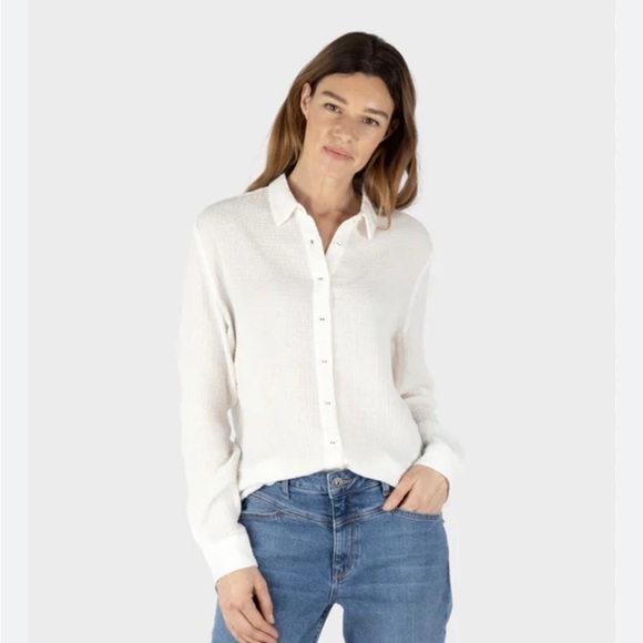 Lucky Brand Long Sleeve Button Down Top Size Medium - Picture 1 of 10